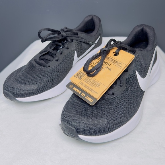 Nike Revolution 7 Running Shoes – Black/White – Size 6M/W 7.5 – NIB - Picture 3 of 12